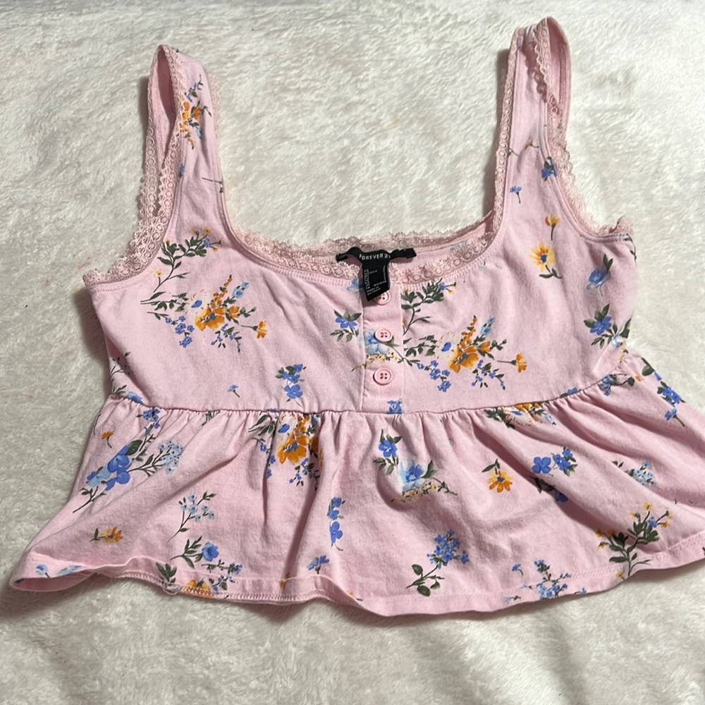 Pink flowered all around crop top